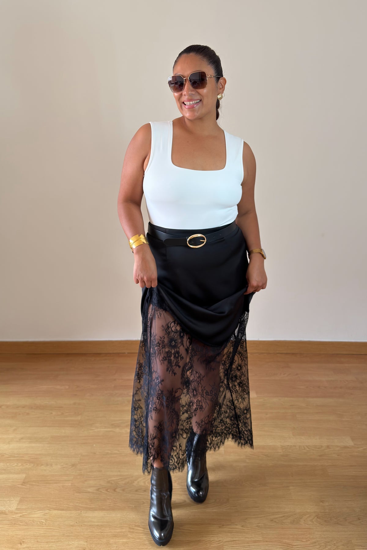 FALDA SATINADA
