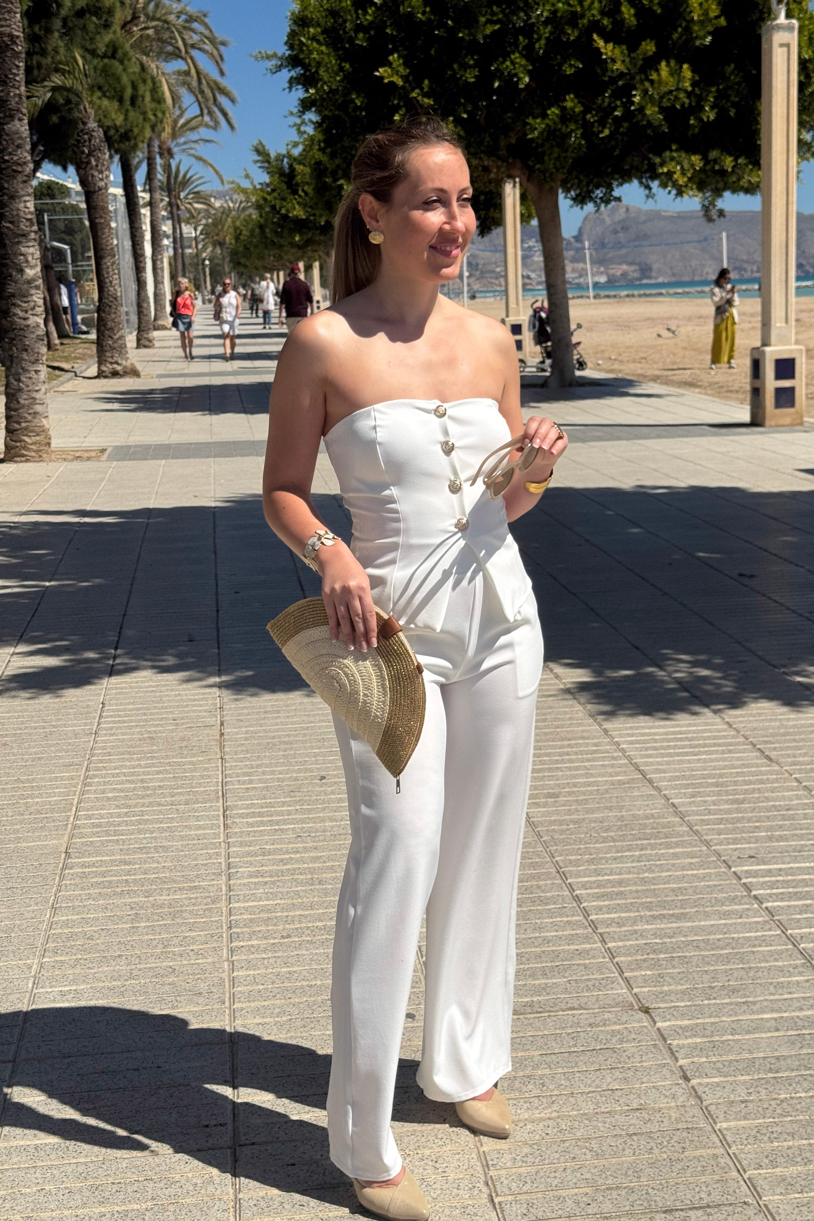 CONJUNTO AUREA